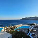 别墅 Spika With Seaview And Shared Pool 凯勒里瓦迪