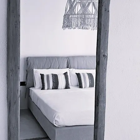 Villa Spika With Seaview And Shared Pool