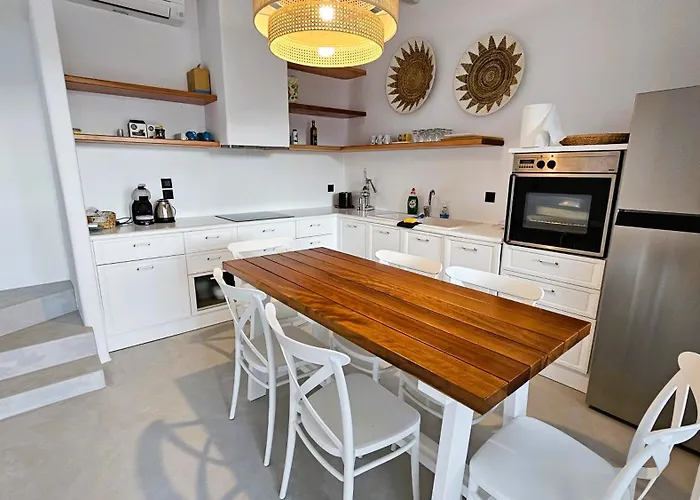 Spika With Seaview And Shared Pool Villa Playa Kalo Livadi