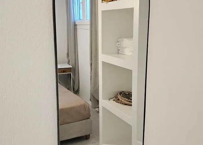 Spika With Seaview And Shared Pool Вилла *