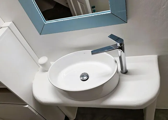 Spika With Seaview And Shared Pool Кало-Ливади